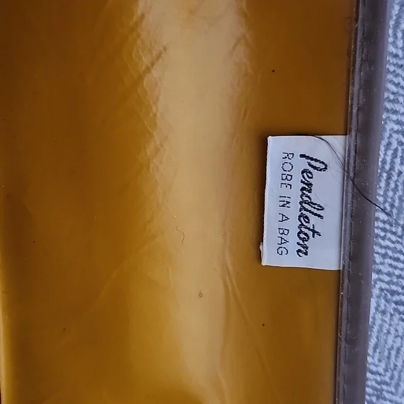 Pendleton | Robe In A Bag - Picture 5 of 16